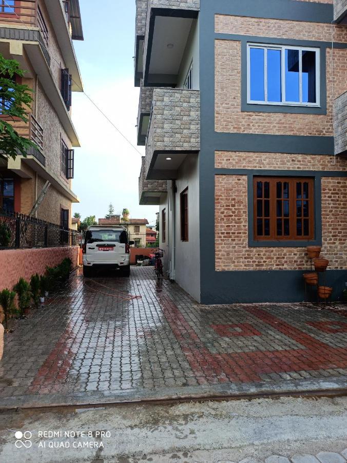 Hotel Namo Buddha Sauraha Exterior foto